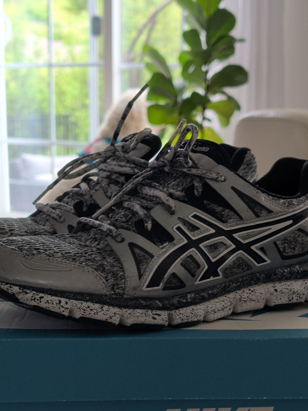 Custom ASICS GEL-Blurr 33 Men’s Lace-Up Low Top Running Sneakers Gray/Black